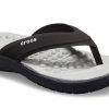 Crocs (WMNS) Reviva Flip-Flops musta 205473-060