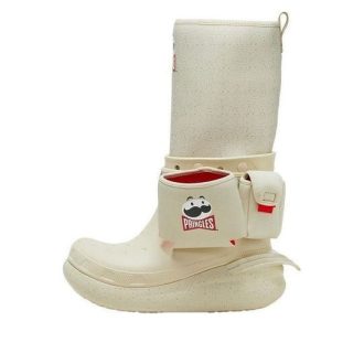 Crocs x Pringles -saappaat ”White Red” 209691-2Y3