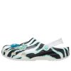 Crocs x Ron English Classic -puukengät ”Animal Stripes” 207619-100