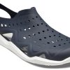 Crocsin mustavalkoiset sandaalit 203963-462