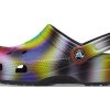 Crocsin värikkäät Crocs Beach Unisex -moniväriset mustat sandaalit 207556-0C4