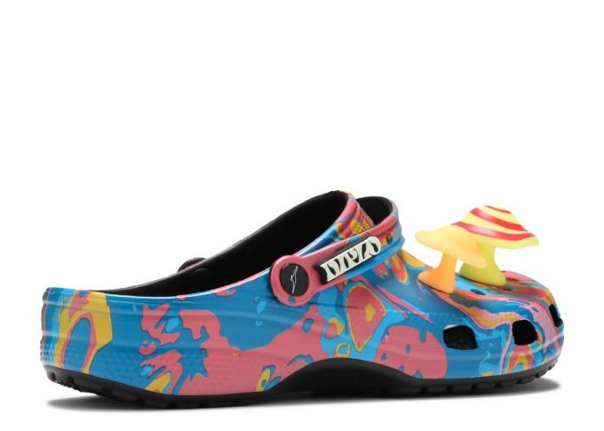 Diplo x Classic Clog ”Take a Walk on the Weird Side” Diplo x Classic Clog ”Take a Walk on the Weird Side”