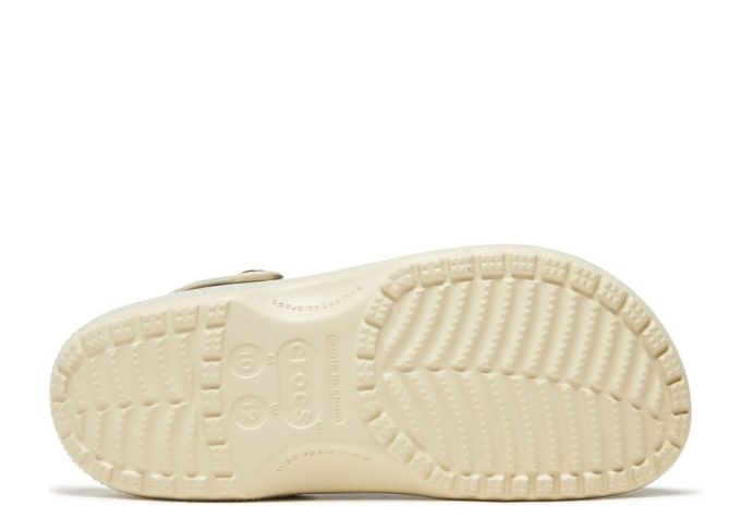 Dreamville x Classic Clog ”musta” Dreamville x Classic Clog ”musta”