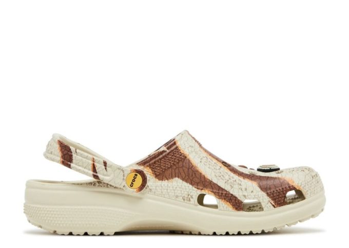Jurassic World x Classic Clog ”Bone” Jurassic World x Classic Clog ”Bone”