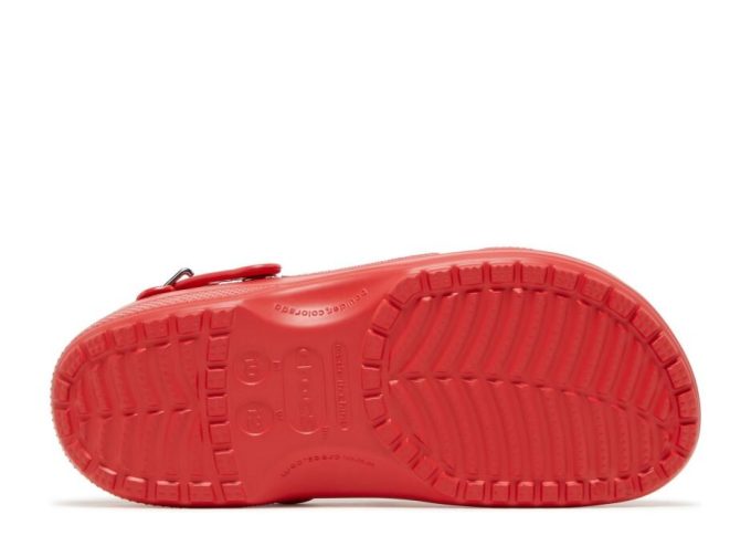 Karol G x Classic Clog ”Metal Hearts” Karol G x Classic Clog ”Metal Hearts”