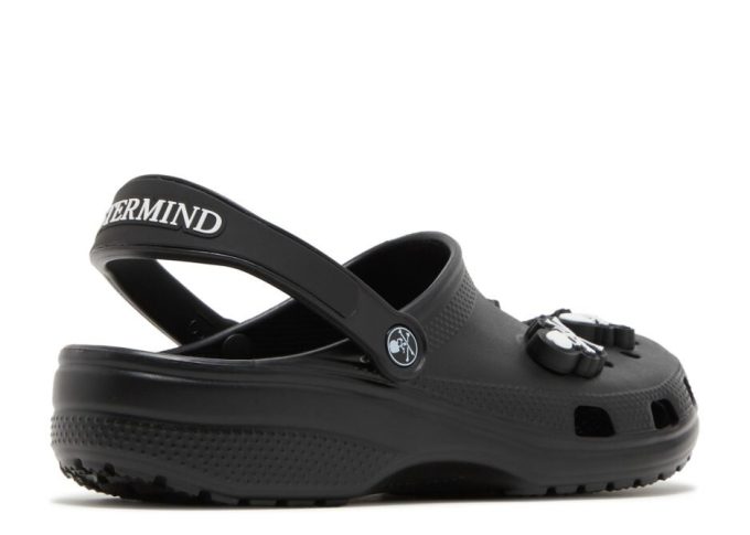 Mastermind x Classic Clog ”musta” Mastermind x Classic Clog ”musta”