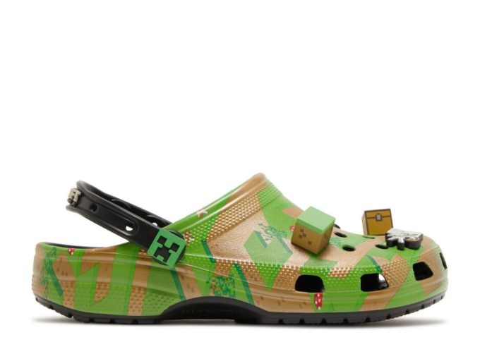 Minecraft x Classic Clog ”Grass Block” Minecraft x Classic Clog ”Grass Block”