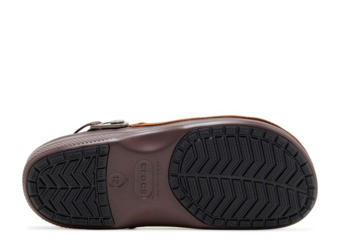 Rauhan ja hiljaisuuden museo x Classic Clog RO ”Mocha”