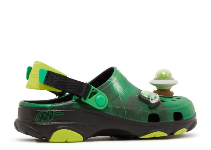 Ron English x All-Terrain Clog ”Area 54 – Green Galaxy”