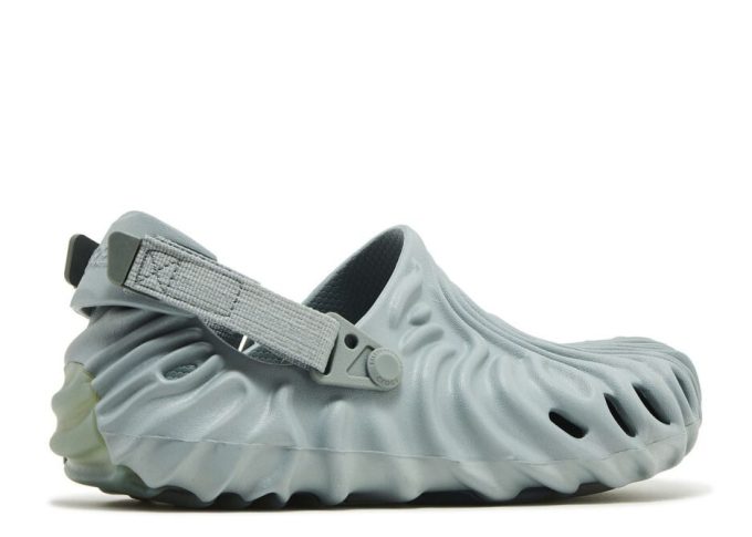 Salehe Bembury x Pollex Clog ”Manta”