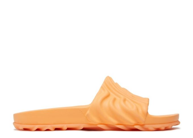 Salehe Bembury x Pollex Slide ”Citrus Milk” Salehe Bembury x Pollex Slide ”Citrus Milk”