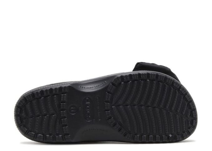 Satisfy x Classic Clog ”musta”