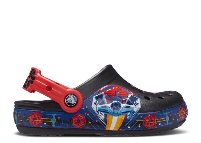 Star Wars x Clog Taapero ”Fun Lab Lights – Empire” Star Wars x Clog Taapero ”Fun Lab Lights – Empire”