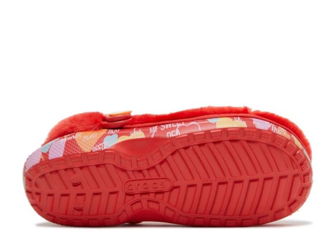 Sweethearts x Clog Classic Fur ”Ystävänpäivä”